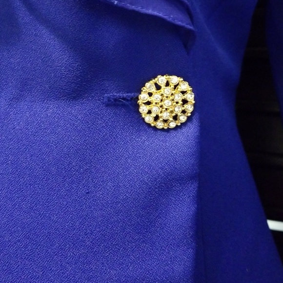 Elegant & Sophisticated Evening Skirt & Jacket - Picture 2 of 7